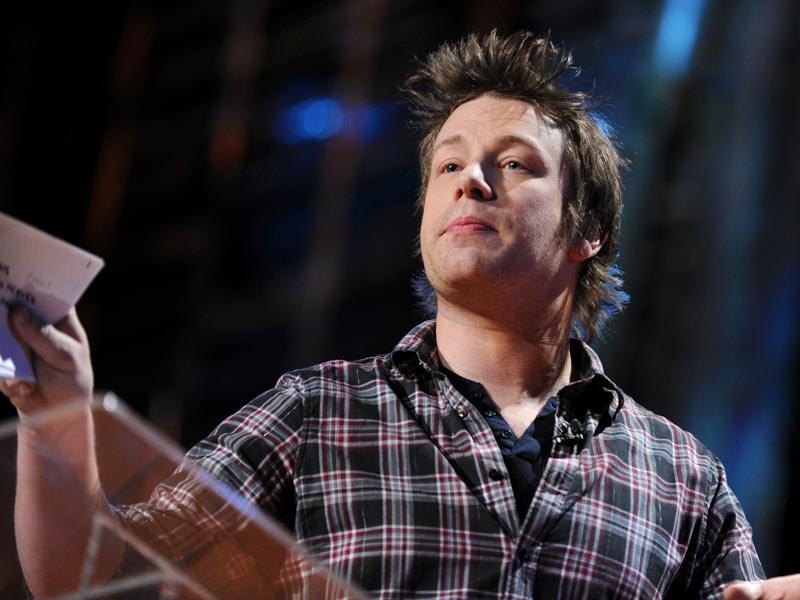 Jamie Oliver 能站上 TED 舞台向全世界演講,全因為他樂於分享